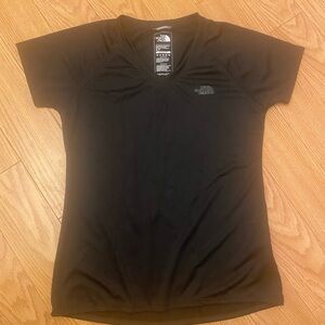 The North Face Women's Black Short Sleeve Tee